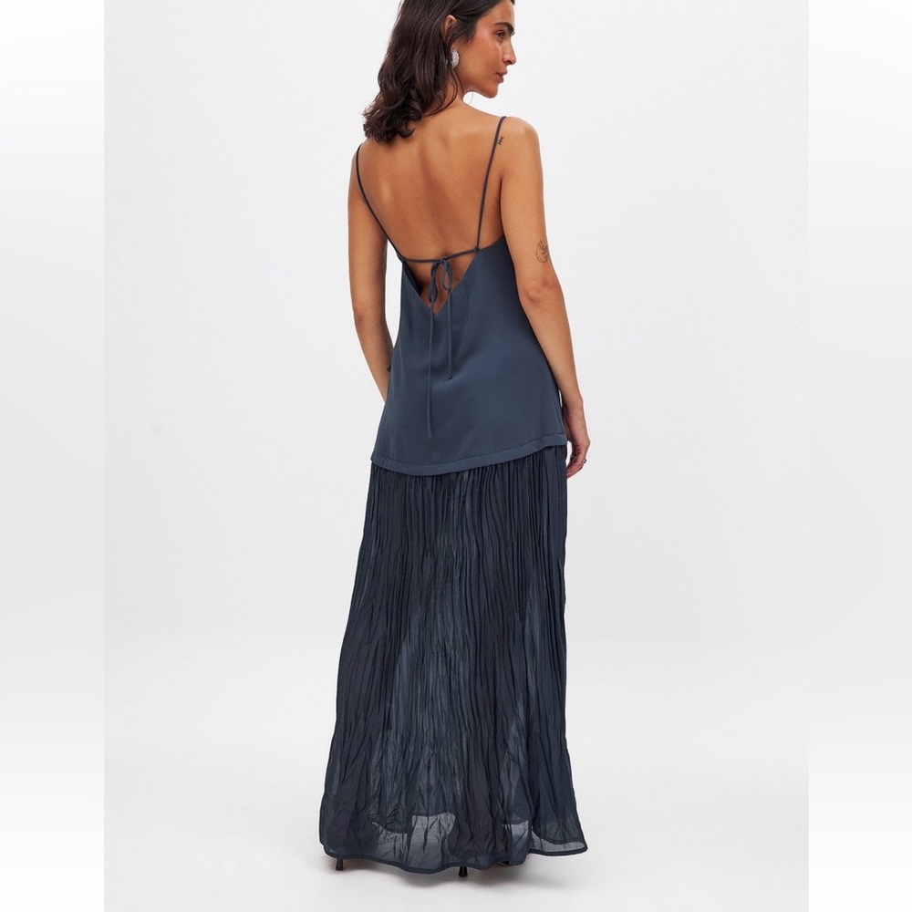 NA-LD Navy dress - Picture 2 of 5